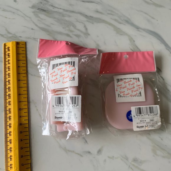 vintage 1997 hello kitty unopened brand new pocket mirror + comb - Picture 3 of 8